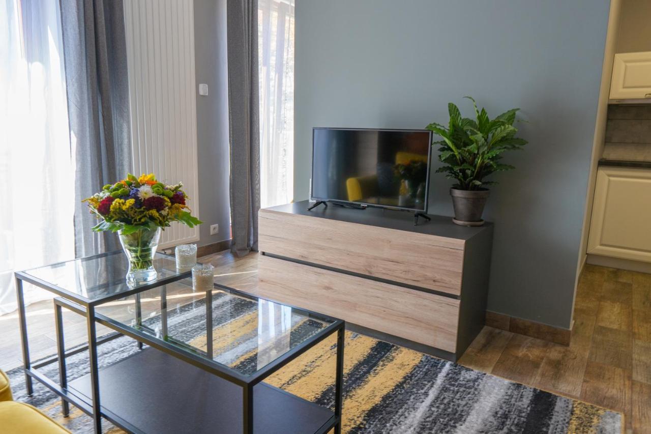 Moon Hostel Poznan Ngoại thất bức ảnh