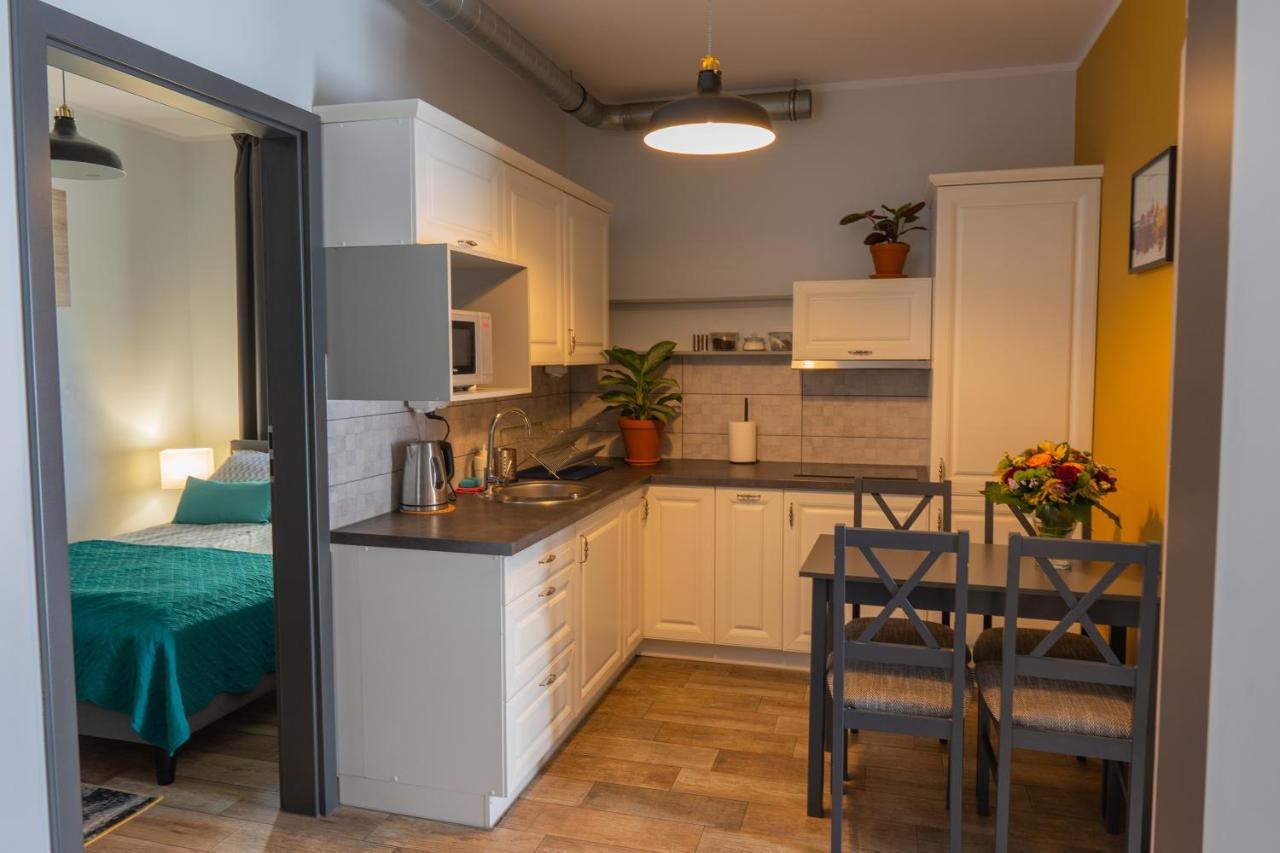Moon Hostel Poznan Ngoại thất bức ảnh