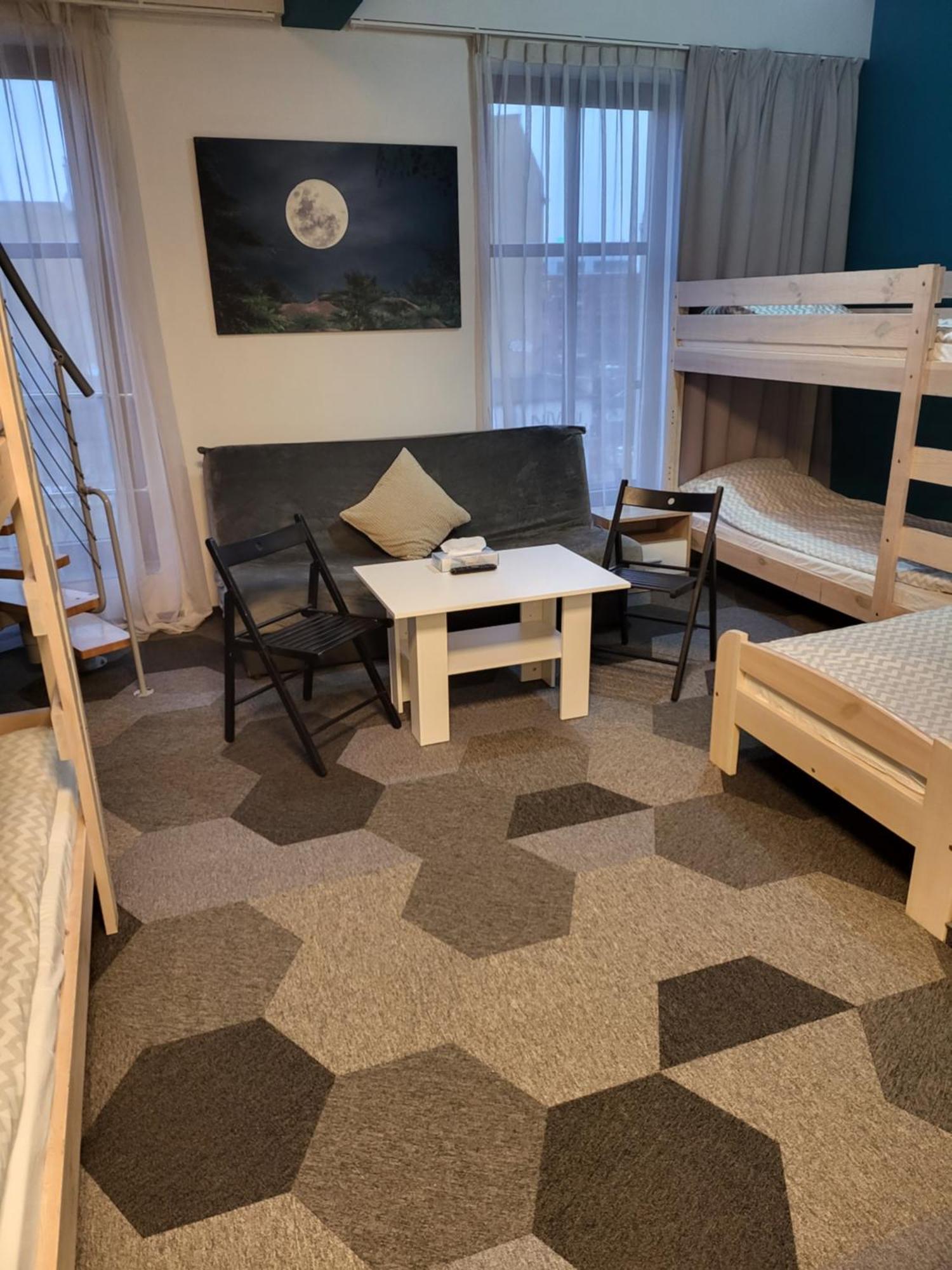 Moon Hostel Poznan Ngoại thất bức ảnh