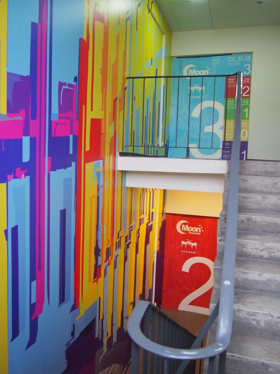 Moon Hostel Poznan Ngoại thất bức ảnh