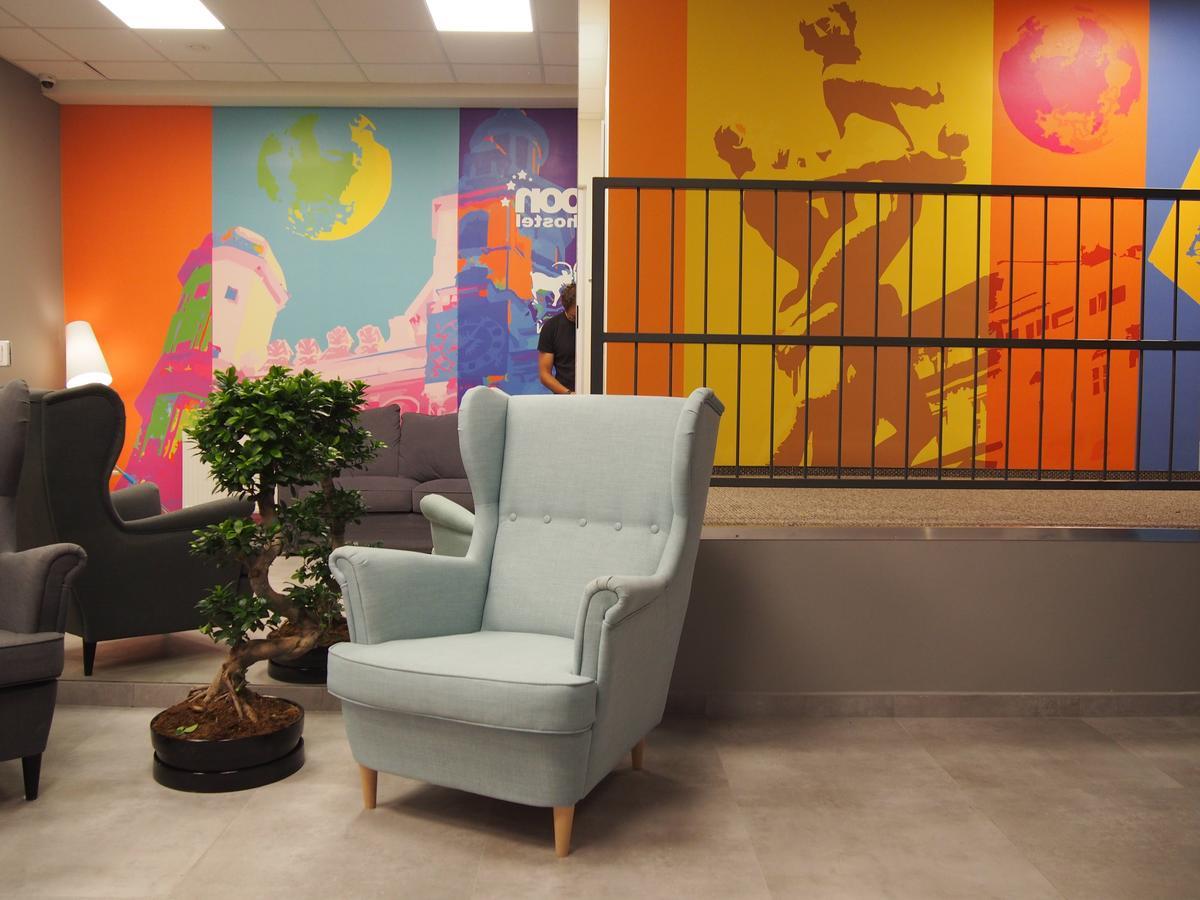 Moon Hostel Poznan Ngoại thất bức ảnh